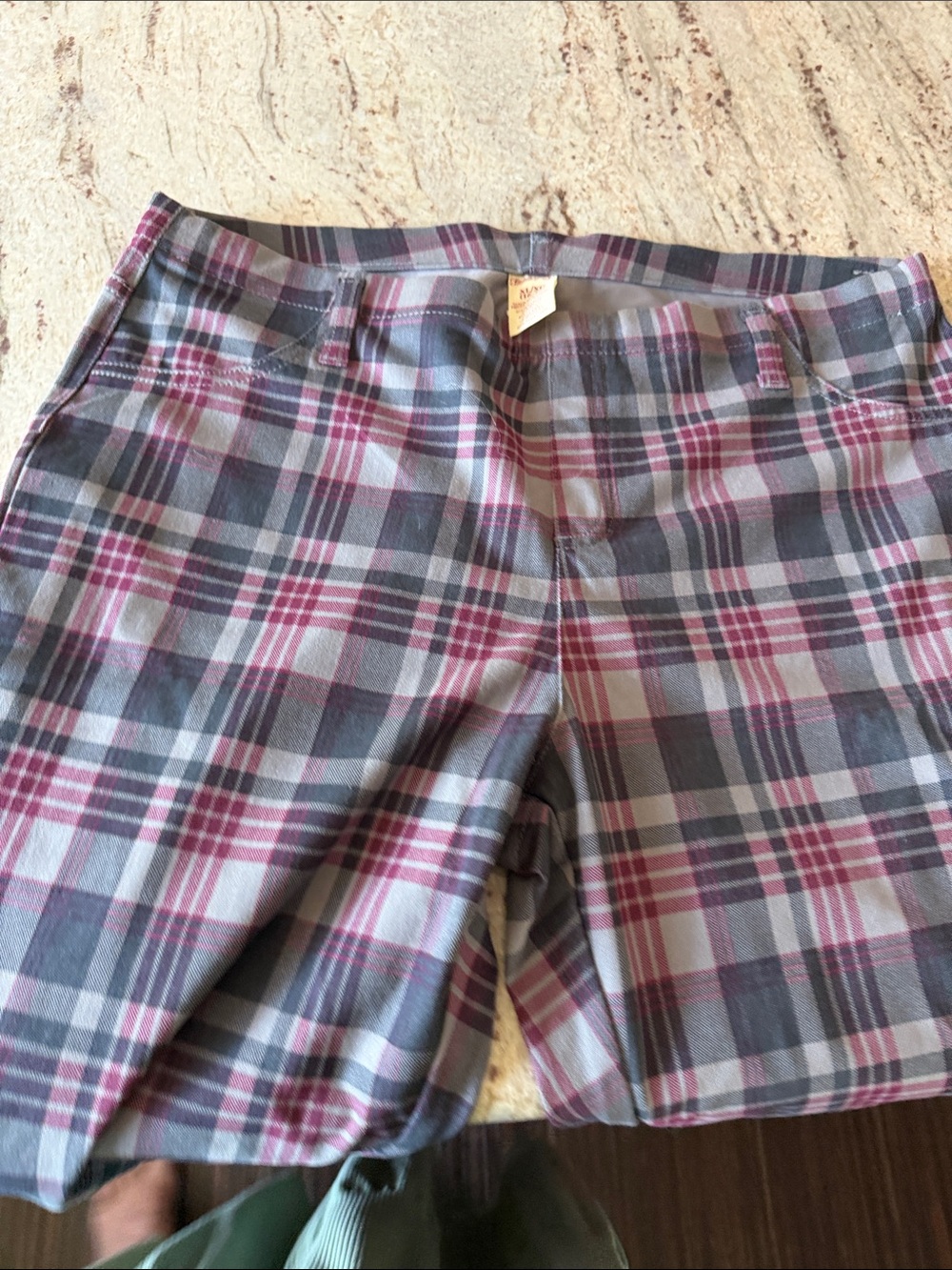 Faded Glory Gray and Burgundy Plaid Jeggings - Picture 6 of 7